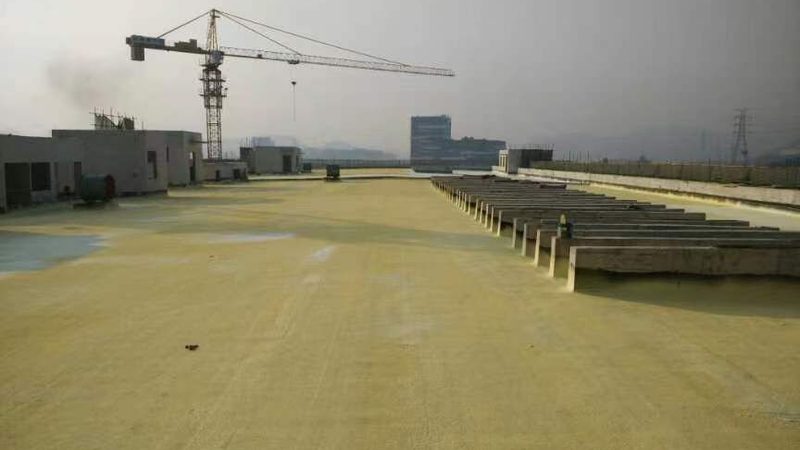 在选购防水卷材时，要关注以下关键性能指标：
